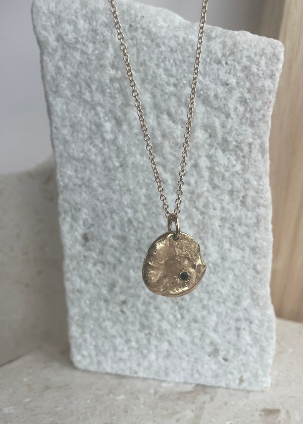 Full Moon Pendant 9ct gold